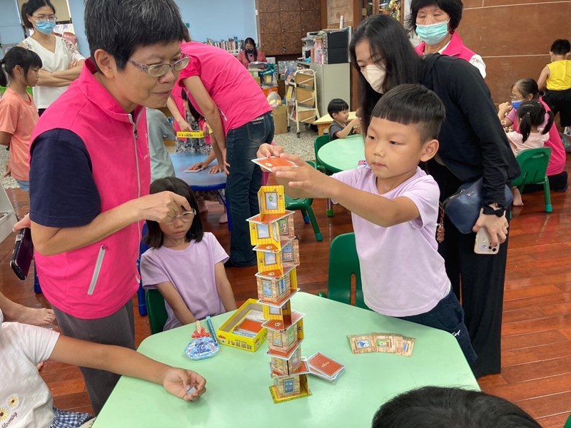 LINE_ALBUM_202476 中心隊 大新圖書館繪本桌遊_240708_14