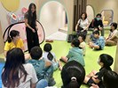 學童與講師積極互動