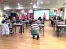 圖5帶領長者進行團康活動