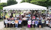 貴賓與民眾大合影